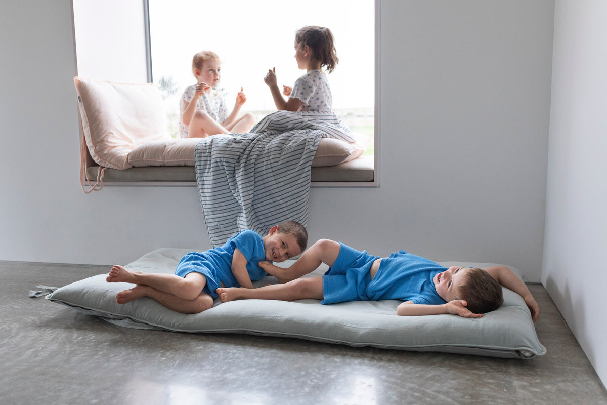 Roll-up Bed